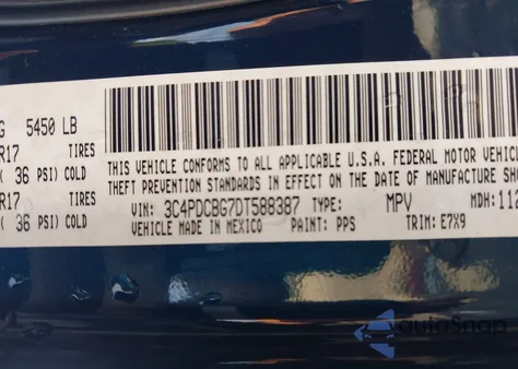 2013 Dodge Journey Sxt z USA, uszkodzony, nr VIN 3C4PDCBG7DT588387